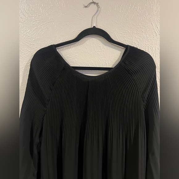 Max Studio Black Pleated Blouse - Picture 2 of 10